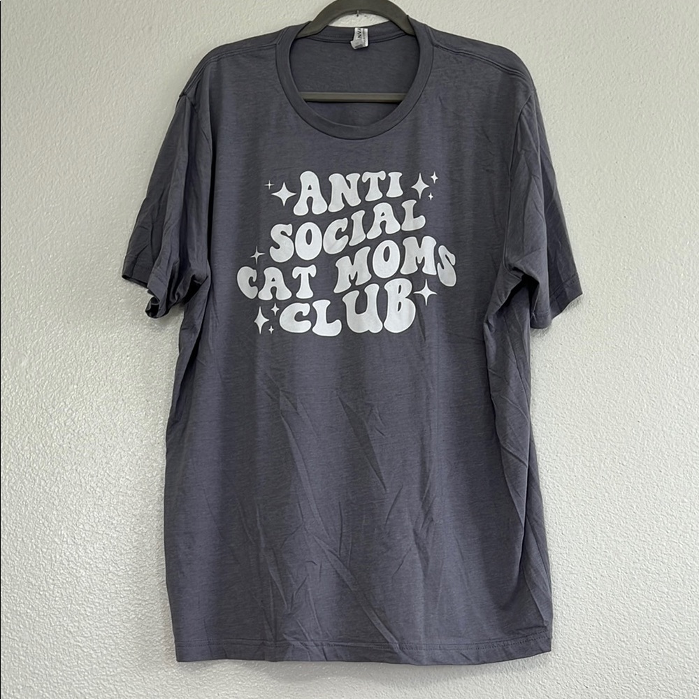 Gray “cat mom” graphic tee, size 2X